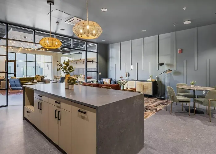 Cozy Apt+gym+ev+free Onsite Parking+near Upmc Apartment *